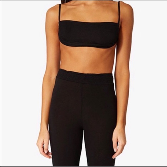 Weworewhat Ruched Top In Black. - Picture 3 of 8